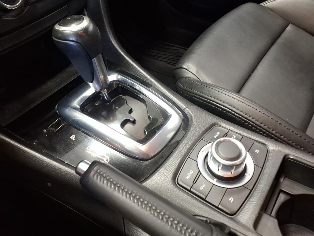 Photo 16 of this MAZDA MAZDA6