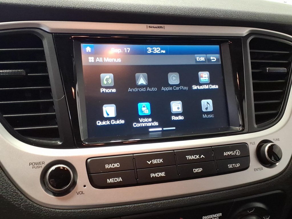Photo 13 of this HYUNDAI ACCENT