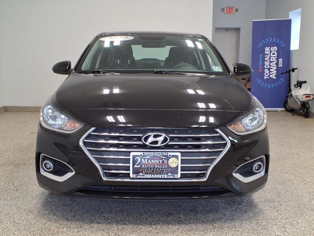 Photo 2 of this HYUNDAI ACCENT