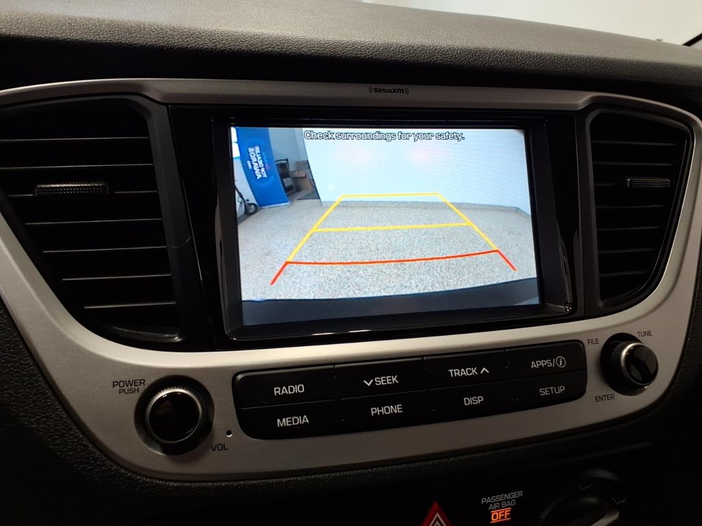 Photo 14 of this HYUNDAI ACCENT