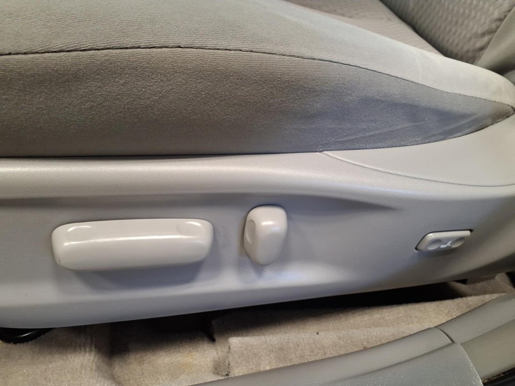 Photo 18 of this TOYOTA CAMRY
