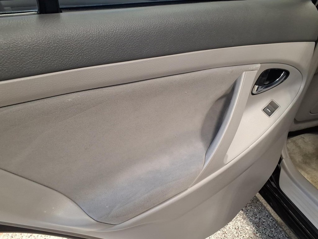 Photo 19 of this TOYOTA CAMRY