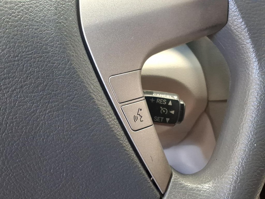 Photo 12 of this TOYOTA CAMRY