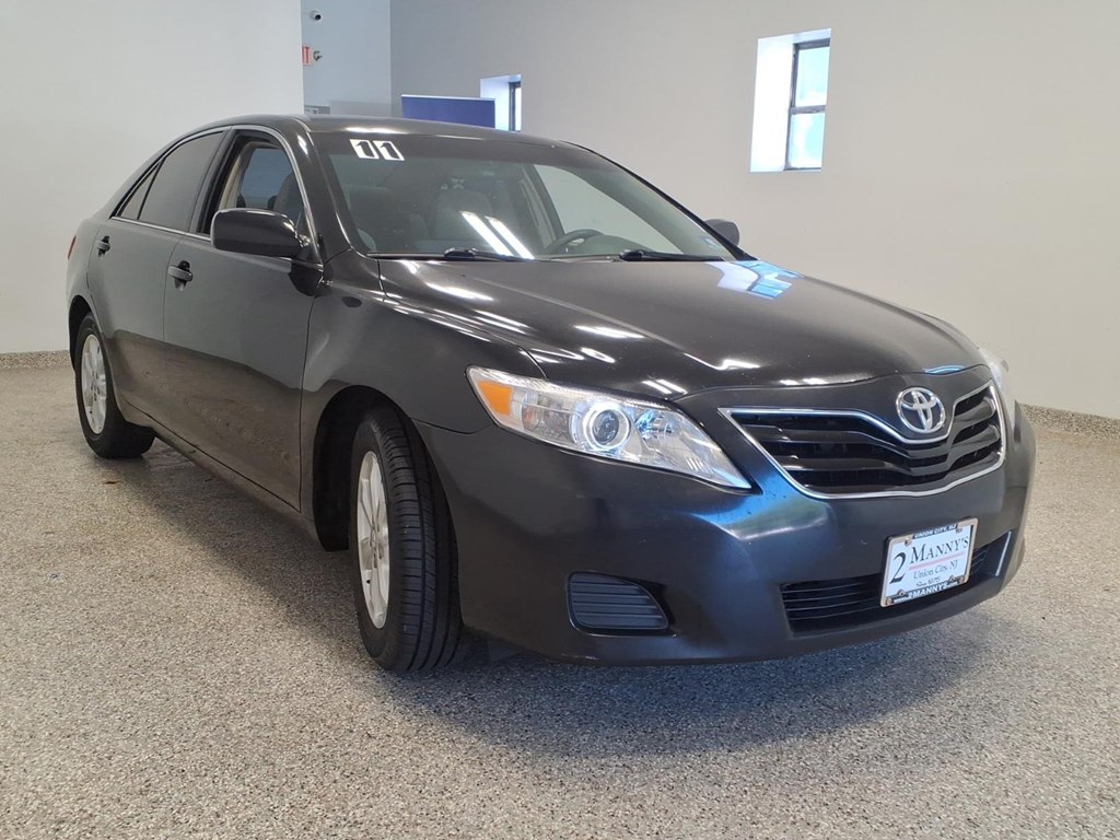 Photo 3 of this TOYOTA CAMRY