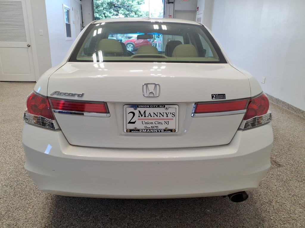 Photo 5 of this HONDA ACCORD
