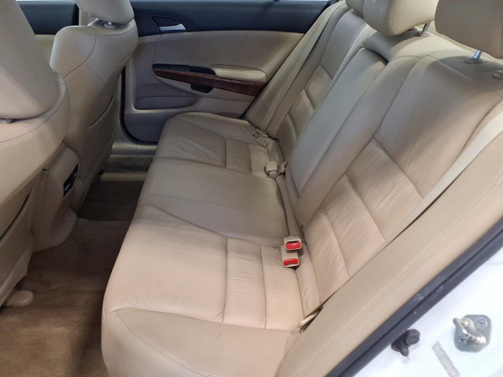 Photo 18 of this HONDA ACCORD