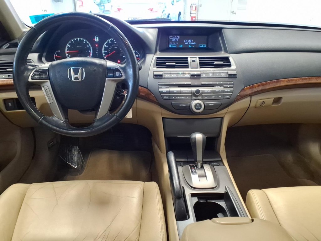Photo 9 of this HONDA ACCORD