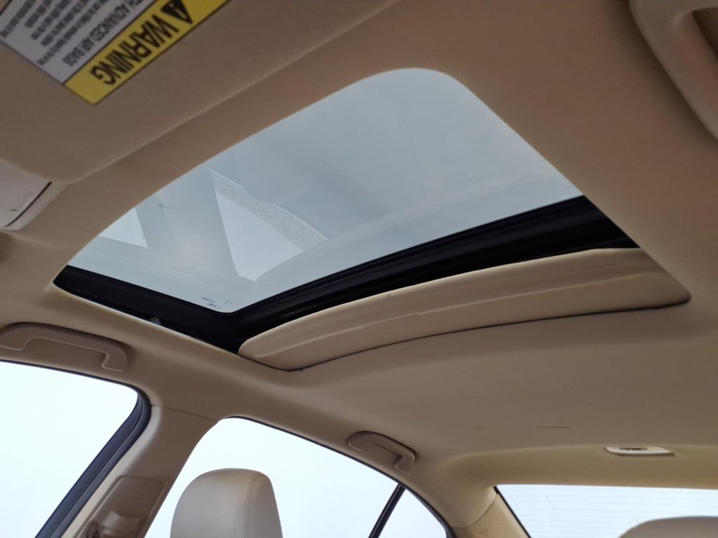 Photo 19 of this HONDA ACCORD
