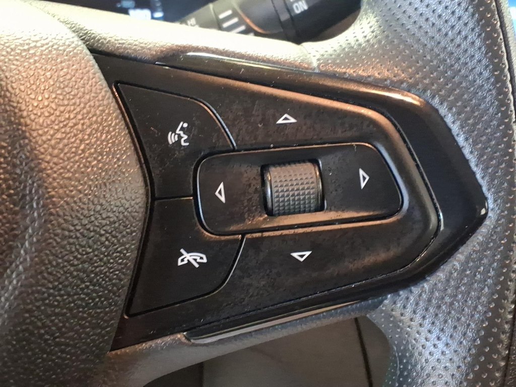 Photo 12 of this CHEVROLET TRAILBLAZER