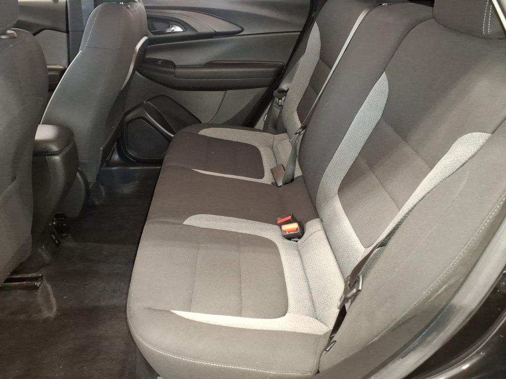 Photo 20 of this CHEVROLET TRAILBLAZER