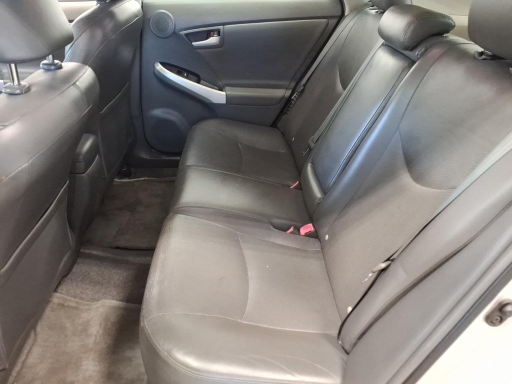 Photo 19 of this TOYOTA PRIUS