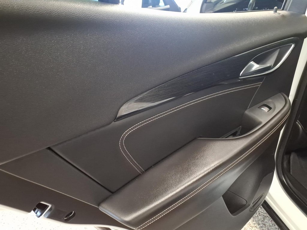 Photo 20 of this BUICK ENVISION