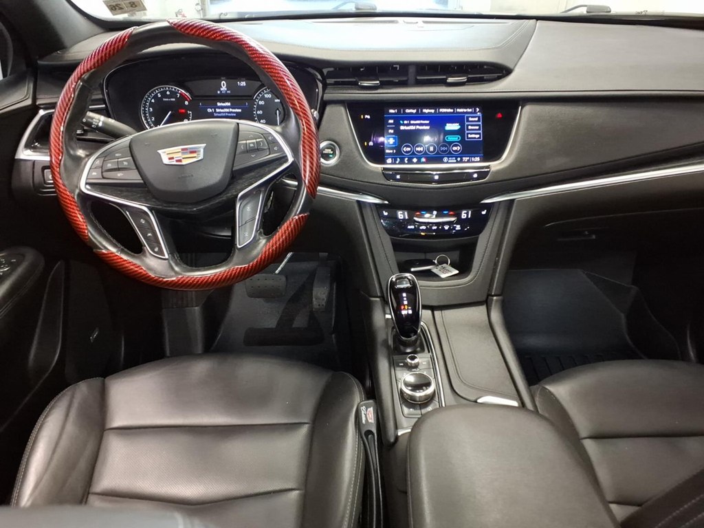 Photo 9 of this CADILLAC XT5