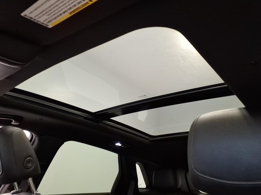 Photo 22 of this CADILLAC XT5