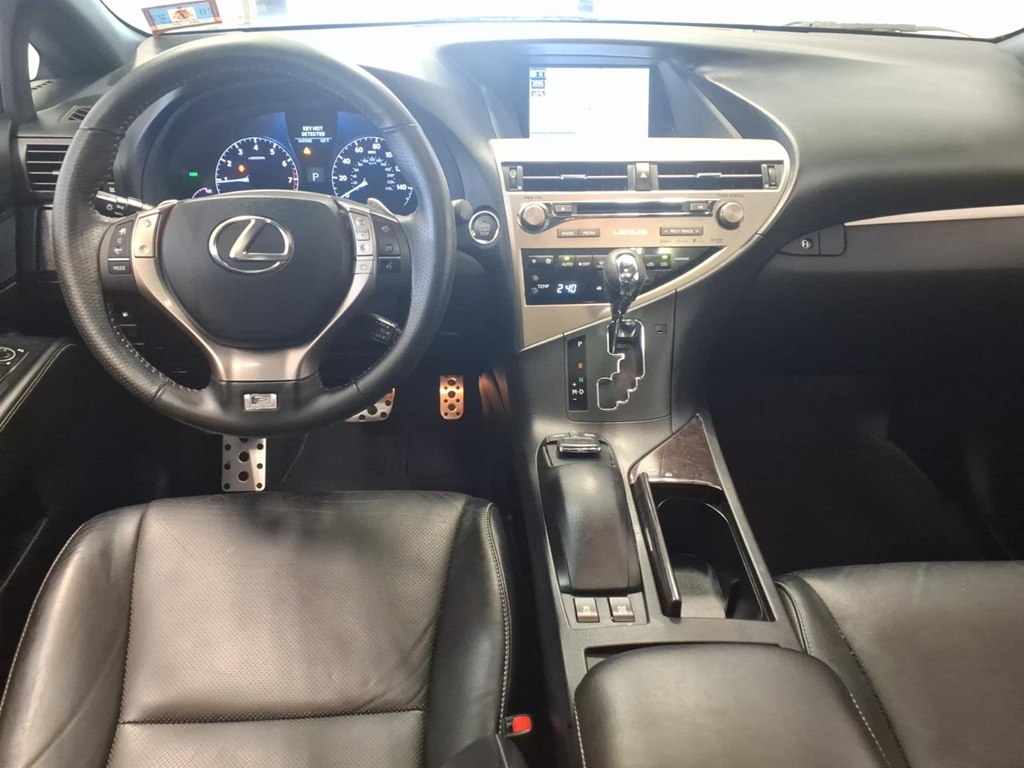 Photo 9 of this LEXUS RX 350