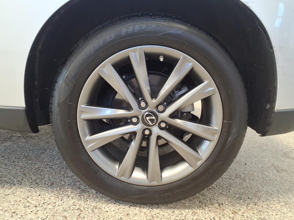 Photo 7 of this LEXUS RX 350