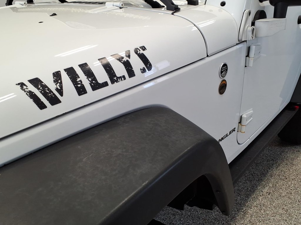 Photo 8 of this JEEP WRANGLER