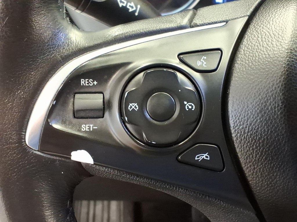 Photo 10 of this BUICK ENCLAVE