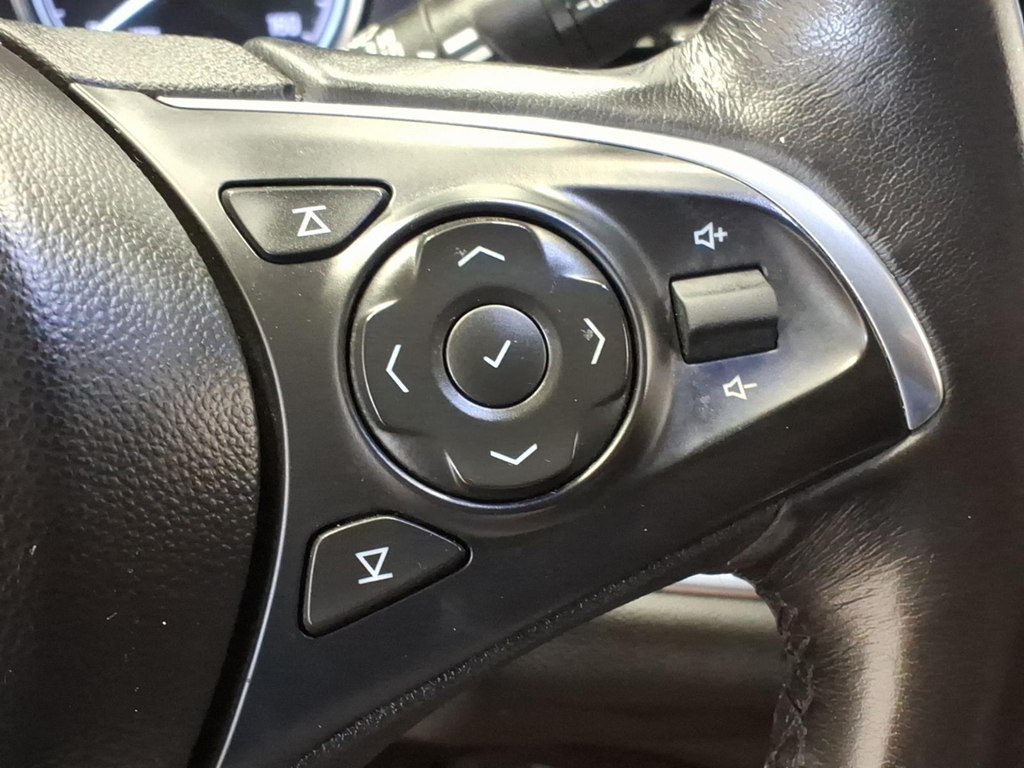Photo 12 of this BUICK ENCLAVE