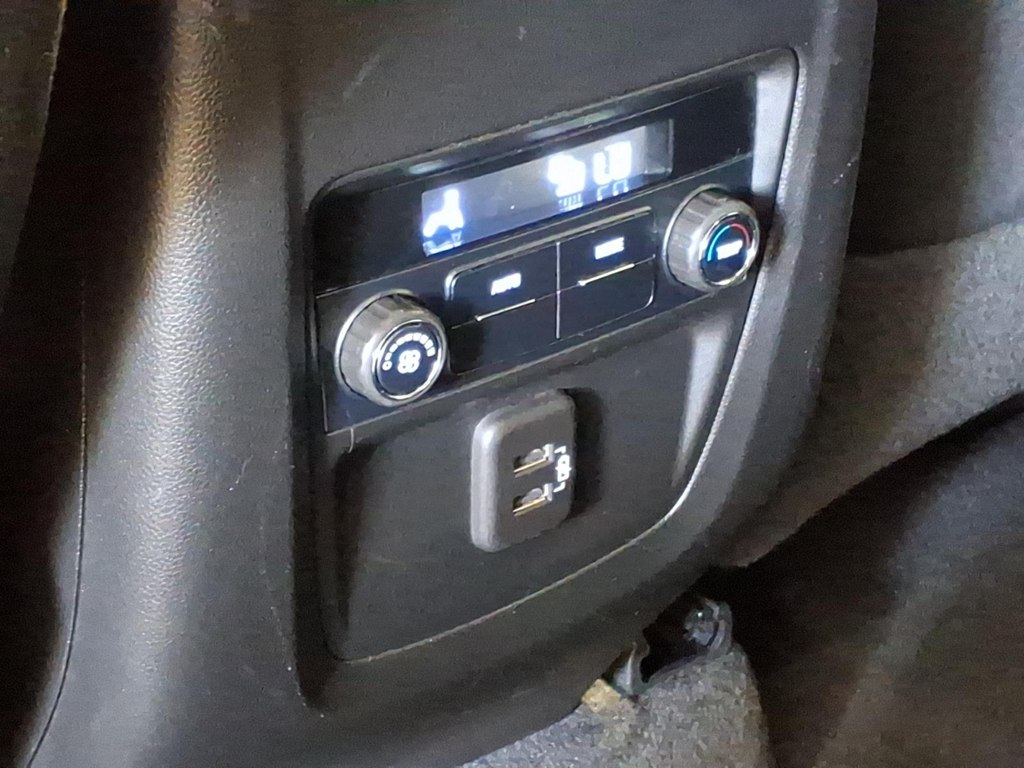 Photo 21 of this BUICK ENCLAVE