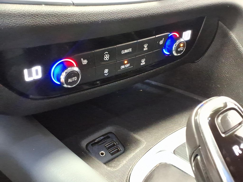 Photo 15 of this BUICK ENCLAVE