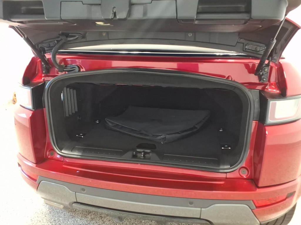 Photo 23 of this LAND ROVER RANGE ROVER EVO