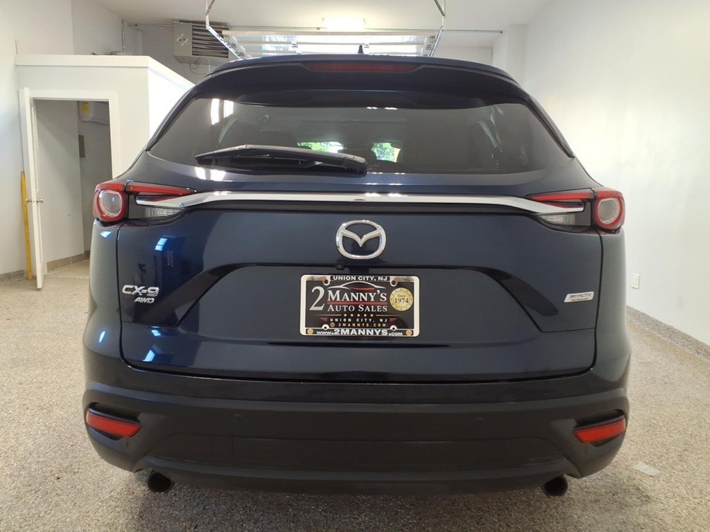 Photo 5 of this MAZDA CX-9