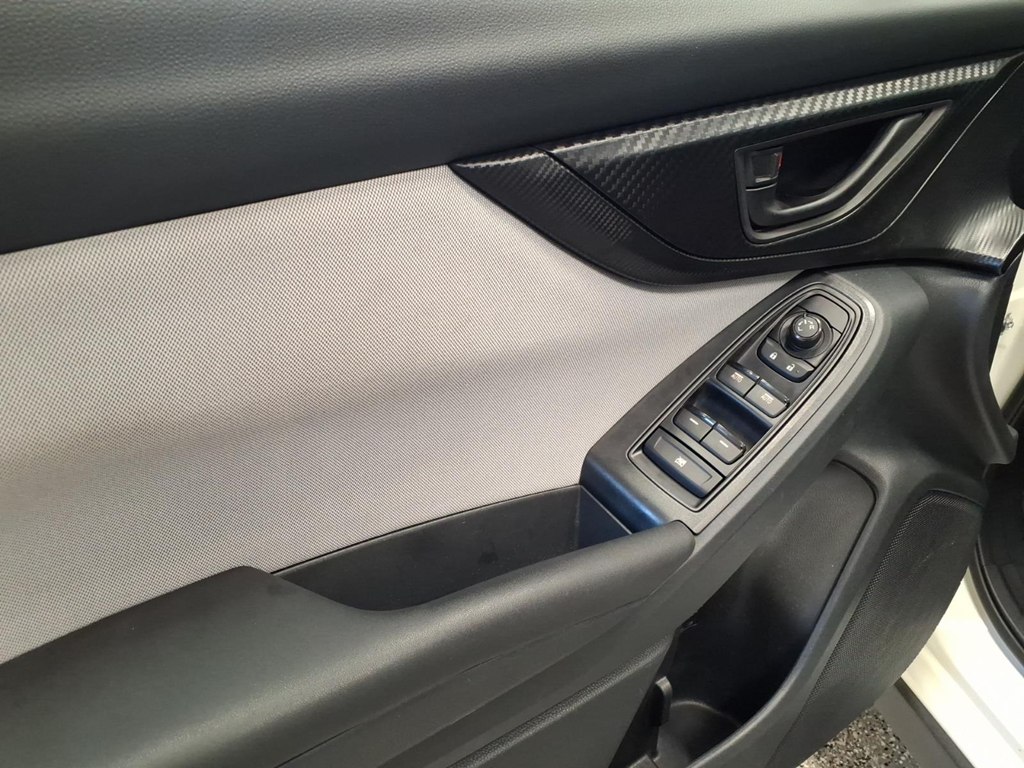 Photo 8 of this SUBARU CROSSTREK