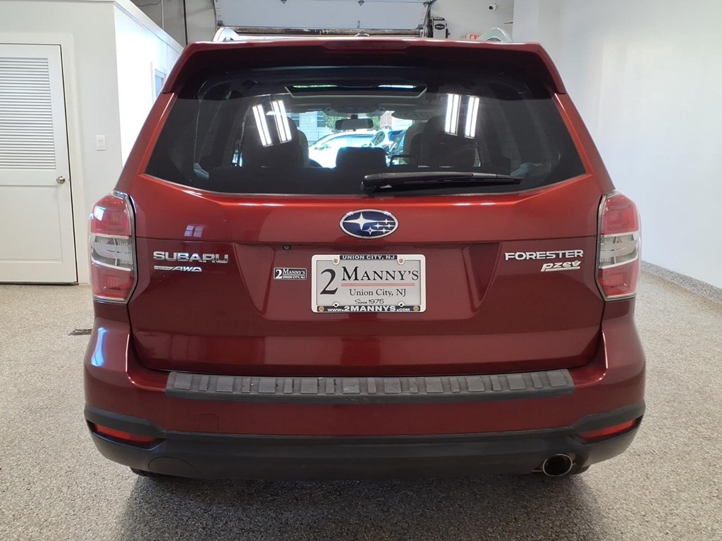 Photo 5 of this SUBARU FORESTER