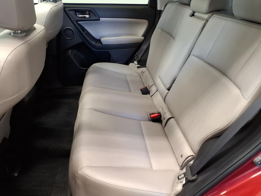 Photo 21 of this SUBARU FORESTER