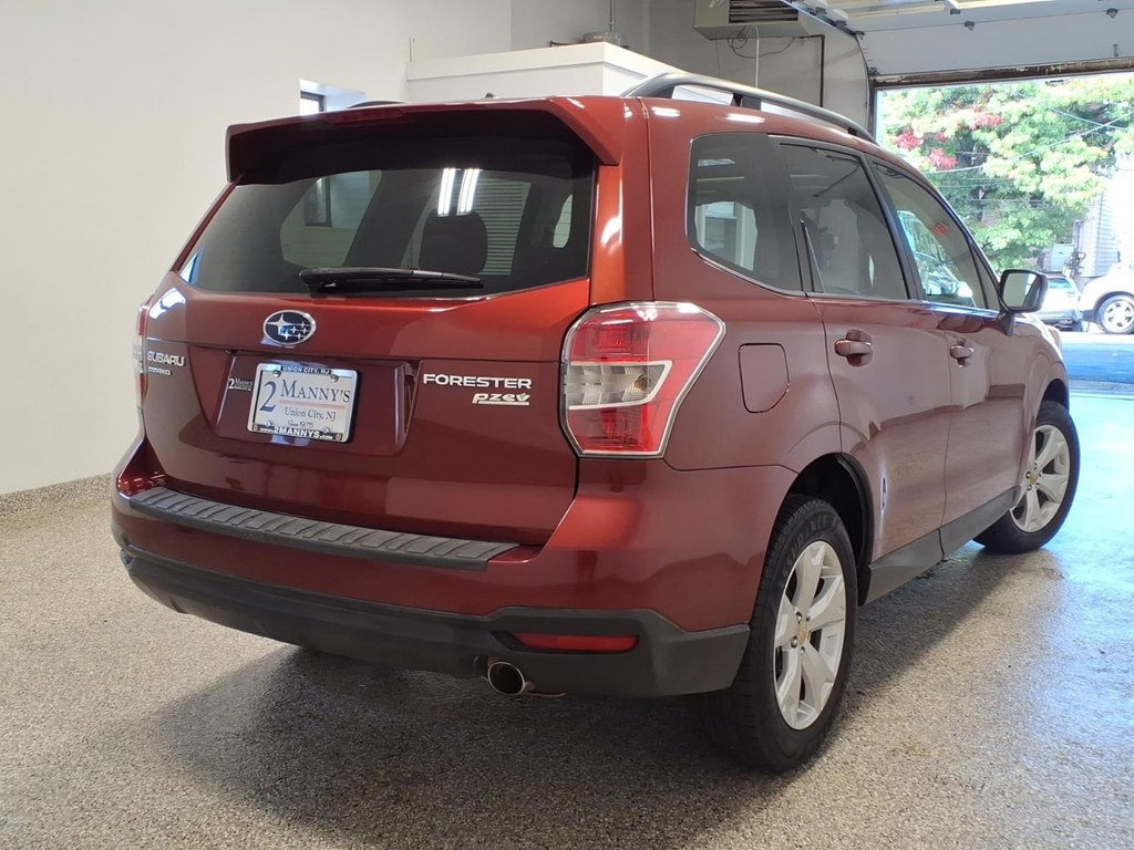 Photo 4 of this SUBARU FORESTER