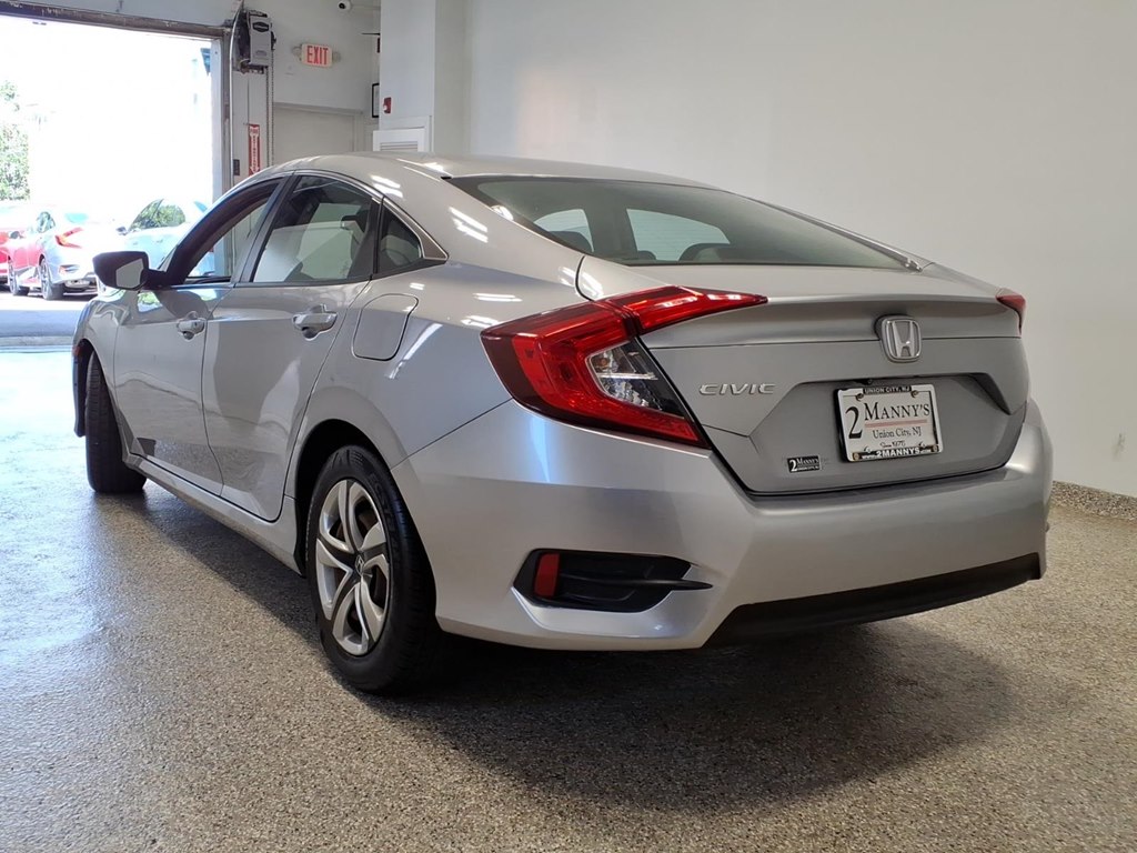 Photo 6 of this HONDA CIVIC