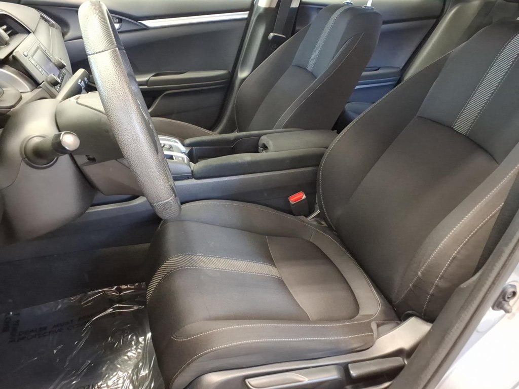 Photo 15 of this HONDA CIVIC