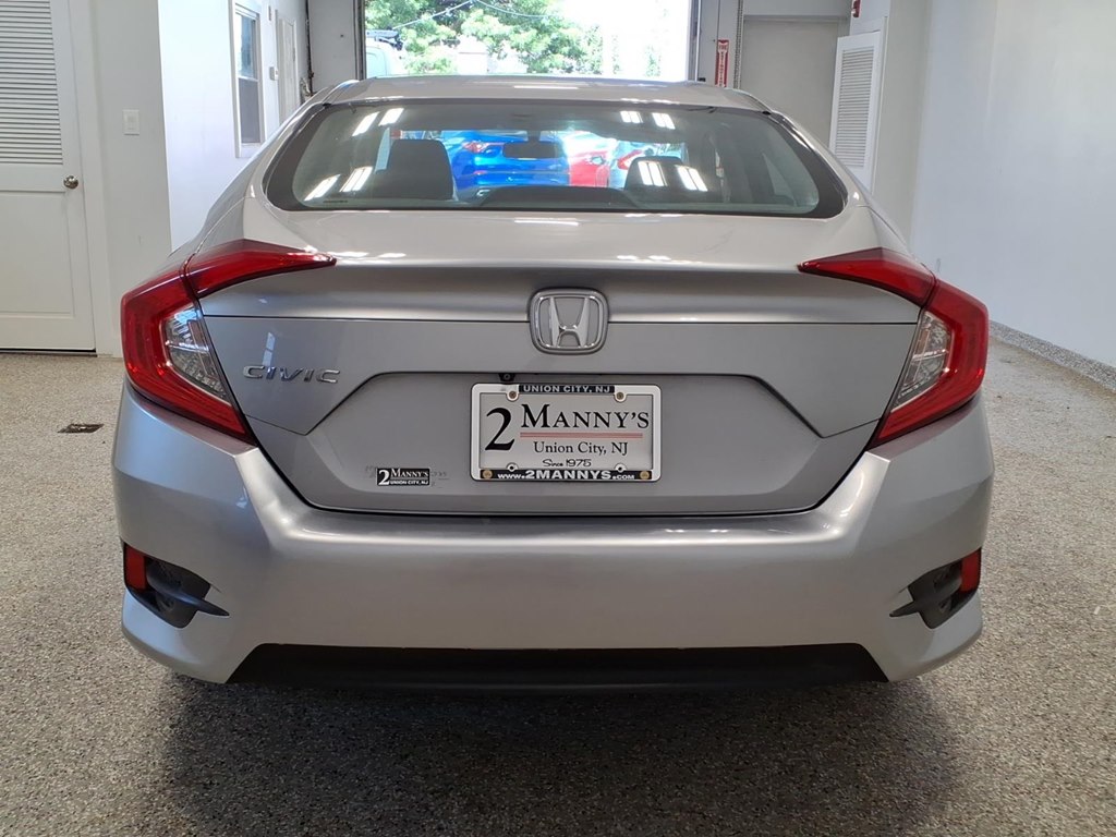 Photo 5 of this HONDA CIVIC