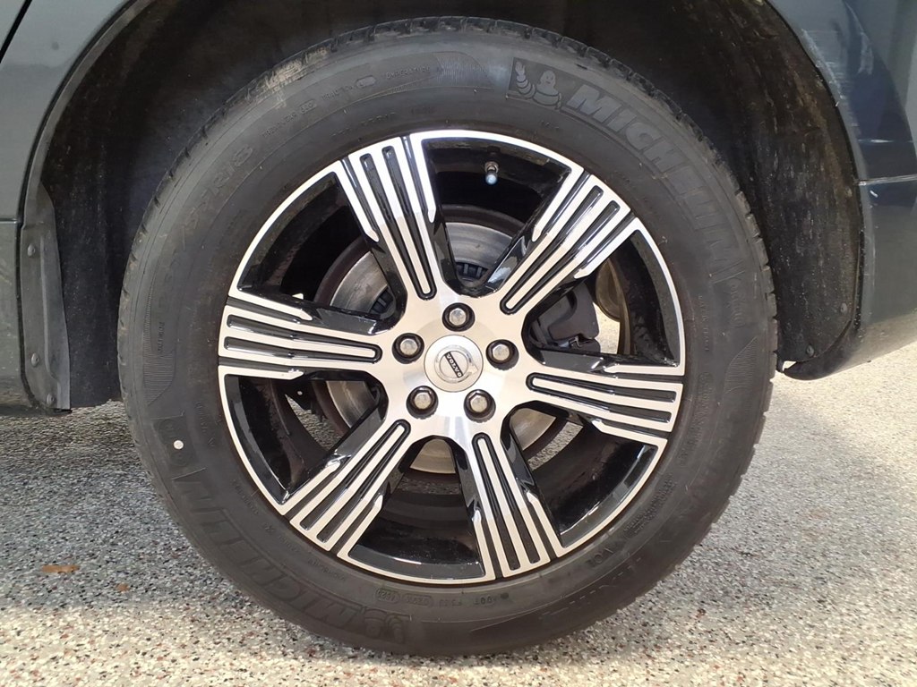 Photo 7 of this VOLVO XC60