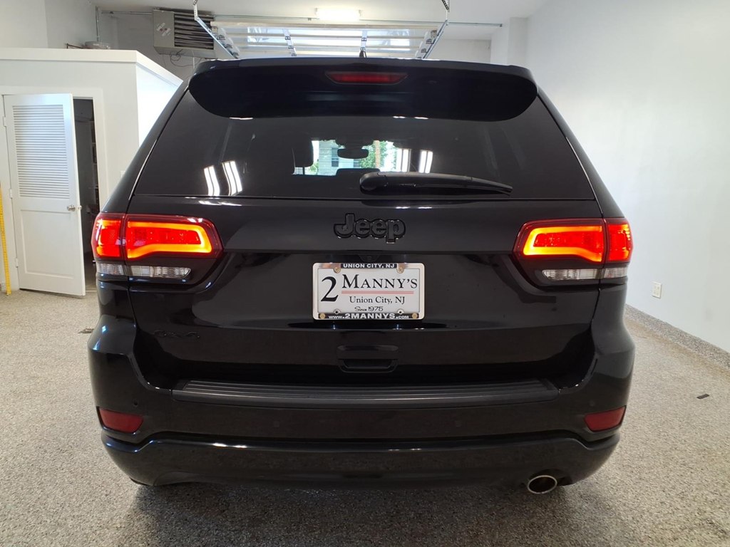 Photo 5 of this JEEP GRAND CHEROKEE