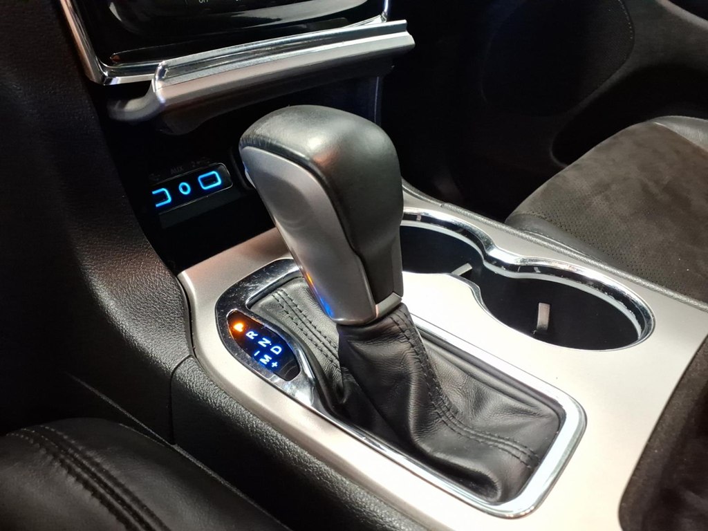 Photo 18 of this JEEP GRAND CHEROKEE