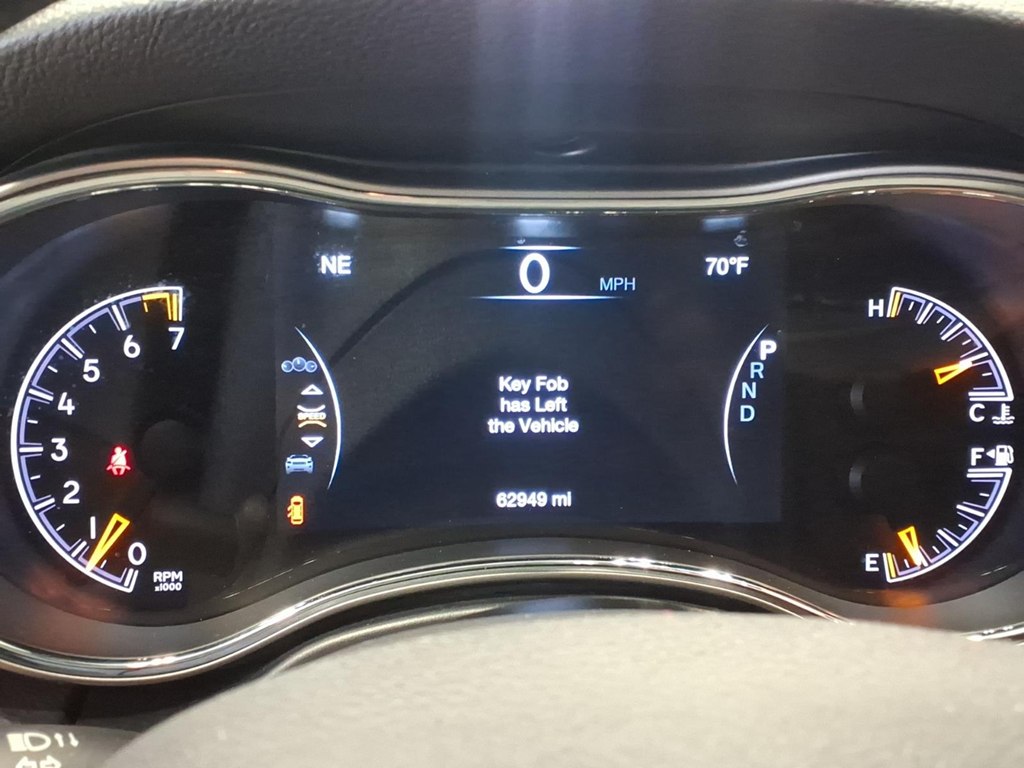 Photo 11 of this JEEP GRAND CHEROKEE