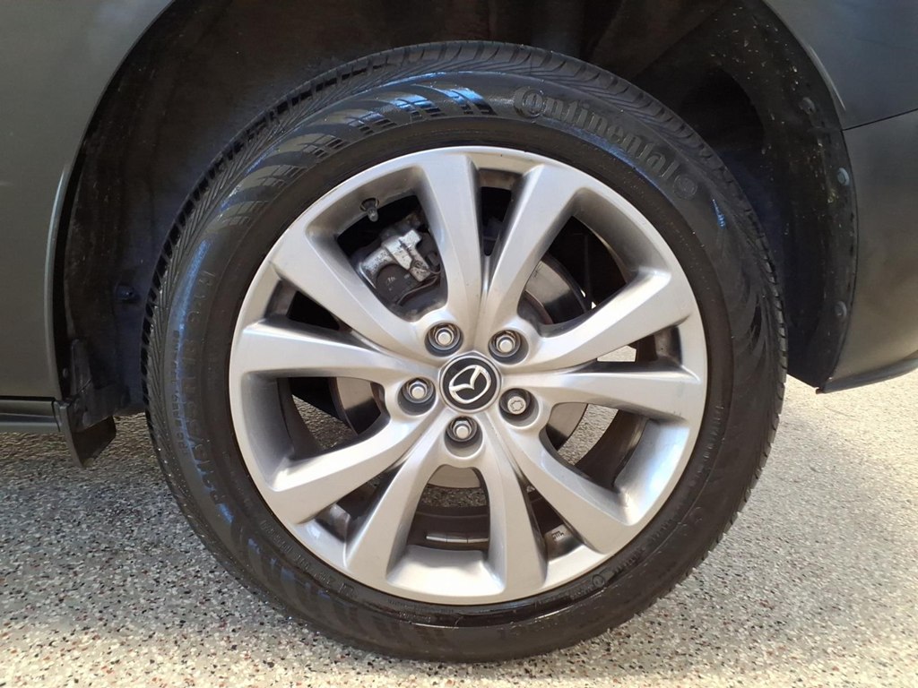 Photo 7 of this MAZDA CX-30