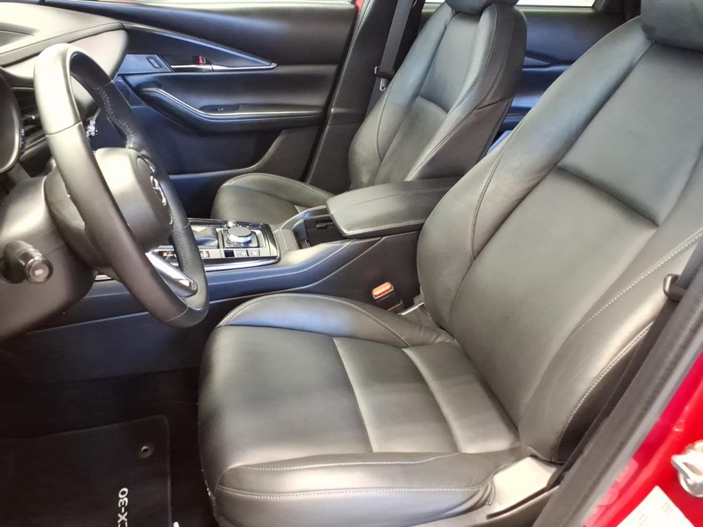 Photo 17 of this MAZDA CX-30