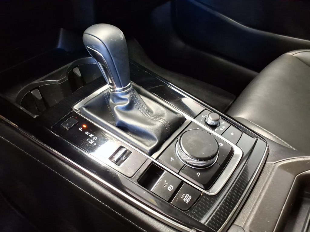 Photo 16 of this MAZDA CX-30