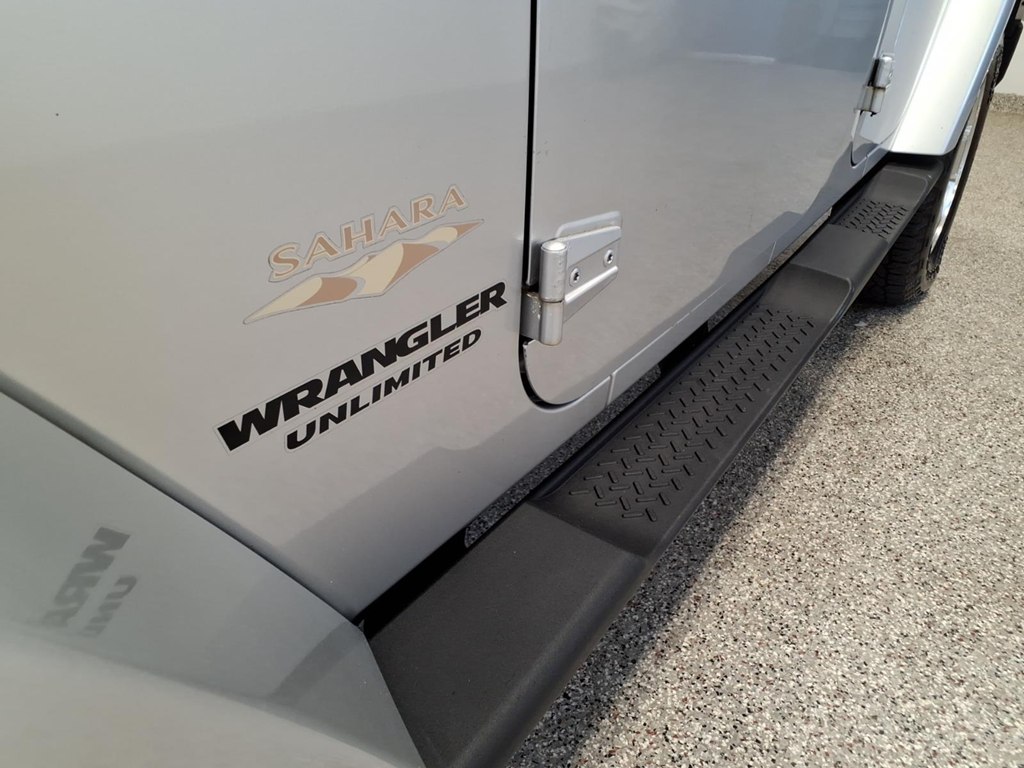 Photo 19 of this JEEP WRANGLER UNLIMI