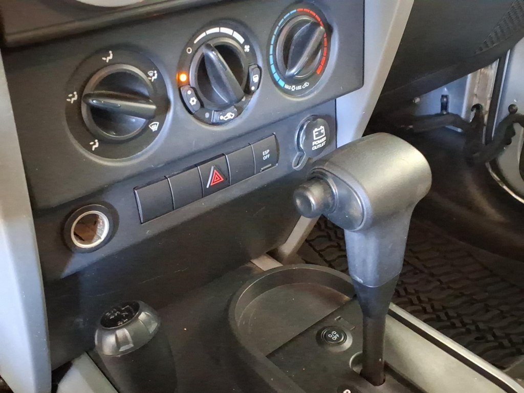 Photo 12 of this JEEP WRANGLER UNLIMI