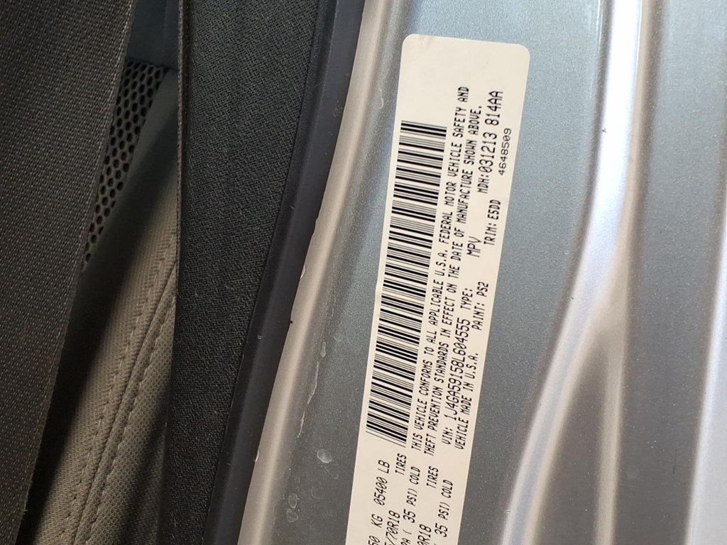 Photo 17 of this JEEP WRANGLER UNLIMI