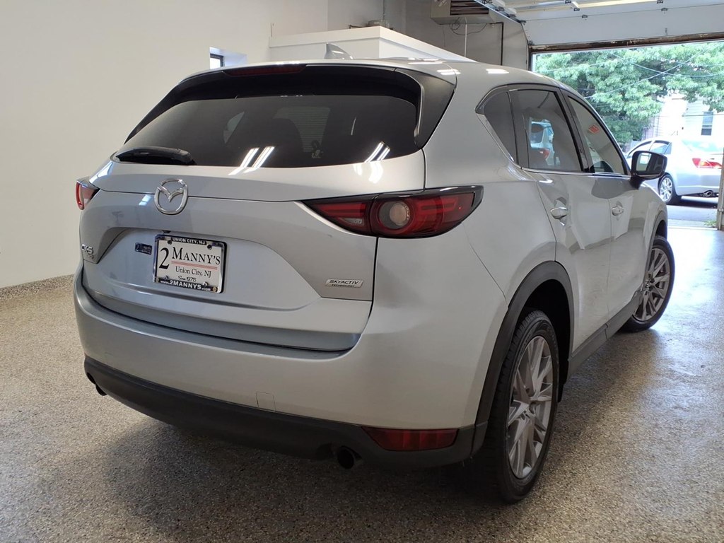 Photo 4 of this MAZDA CX-5