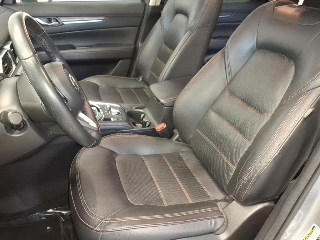 Photo 19 of this MAZDA CX-5