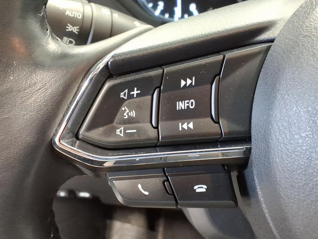 Photo 10 of this MAZDA CX-5