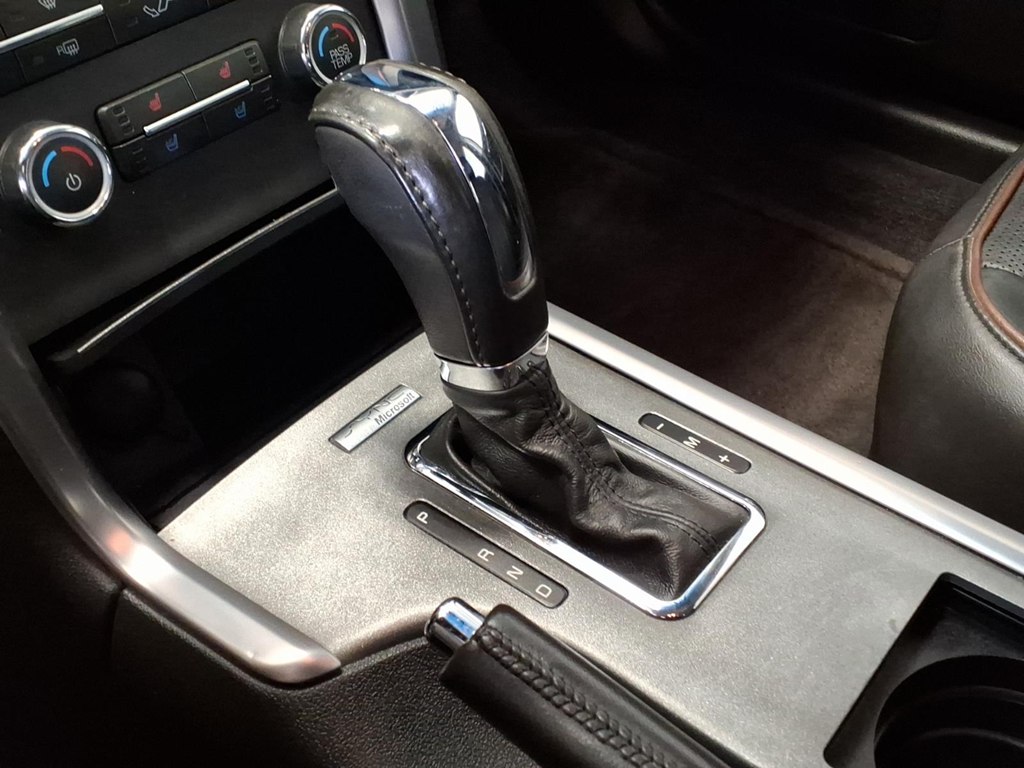 Photo 15 of this LINCOLN MKZ