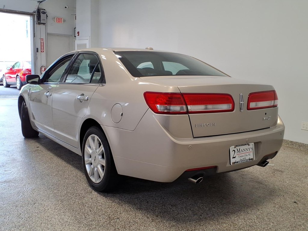 Photo 6 of this LINCOLN MKZ