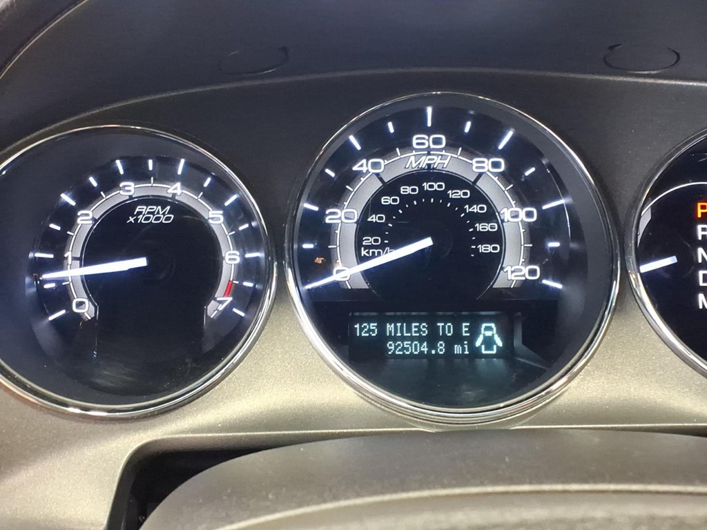 Photo 11 of this LINCOLN MKZ